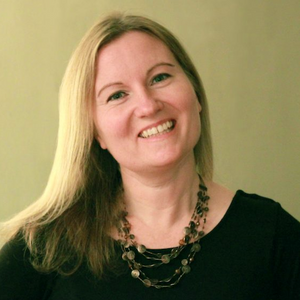 Headshot of Laura Hurley
